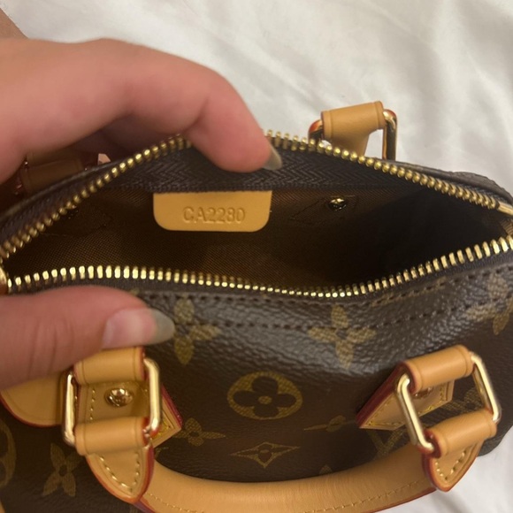 Luxury Brown Designer Handbag - Picture 4 of 4